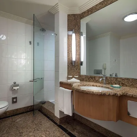 ホテル ヒルトン アダナ