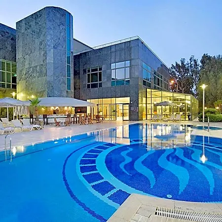 Отель Hiltonsa