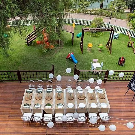 Отель Hiltonsa