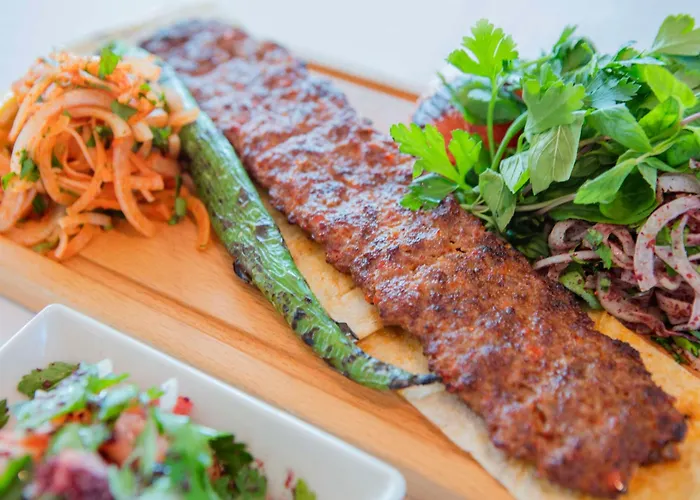 酒店 阿达纳希尔顿酒店 5*