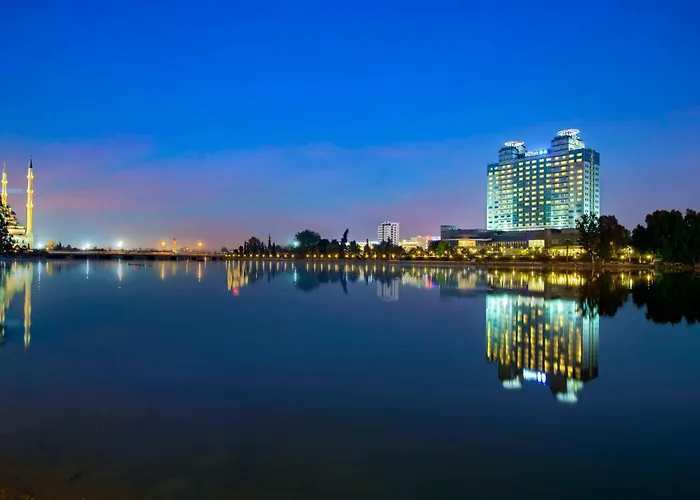 阿达纳希尔顿酒店 酒店